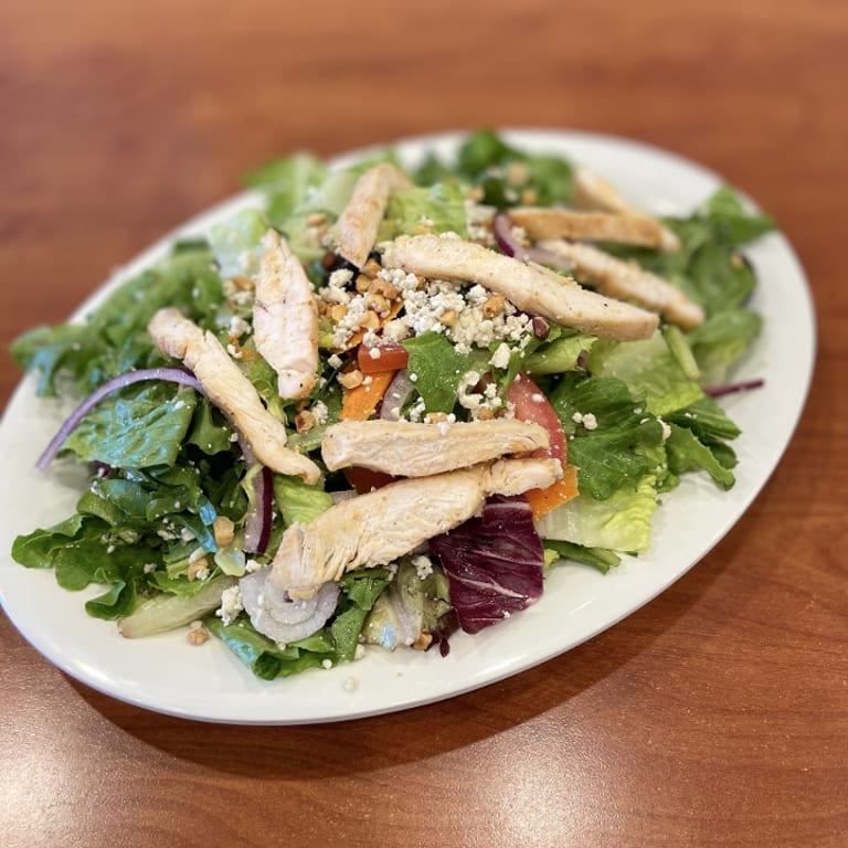 Grilled Chicken Salad Delight